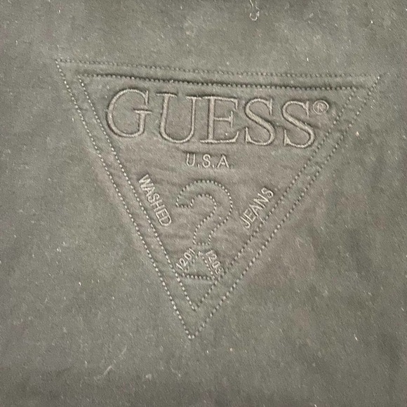 Guess Los Angeles Triangle Logo Triple Black Embroidered T-Shirt Men's XL - Picture 3 of 8